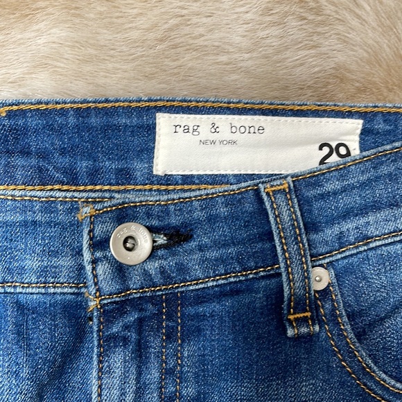 Rag & Bone
Dre Low-rise Slim Boyfriend Jeans • Bellview size 29 NWT - Picture 11 of 15